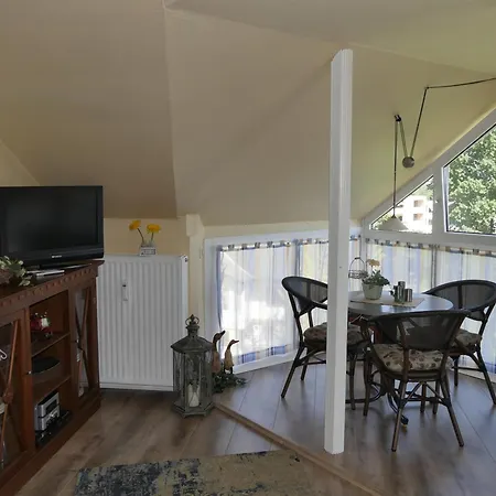 Haus Sonnenschein - Whg 9 - Preiswerte Komfortable Für Kleine Familie * Grömitz