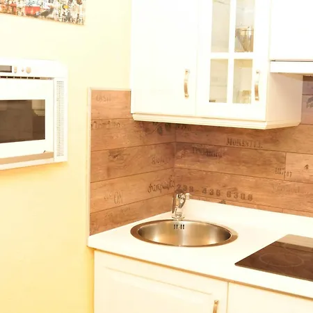 Haus Sonnenschein - Whg 9 - Preiswerte Komfortable Für Kleine Familie