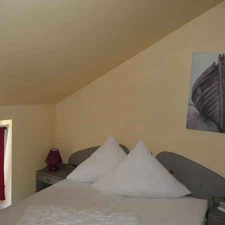 Apartment Haus Sonnenschein - Whg 9 - Preiswerte Komfortable Für Kleine Familie *