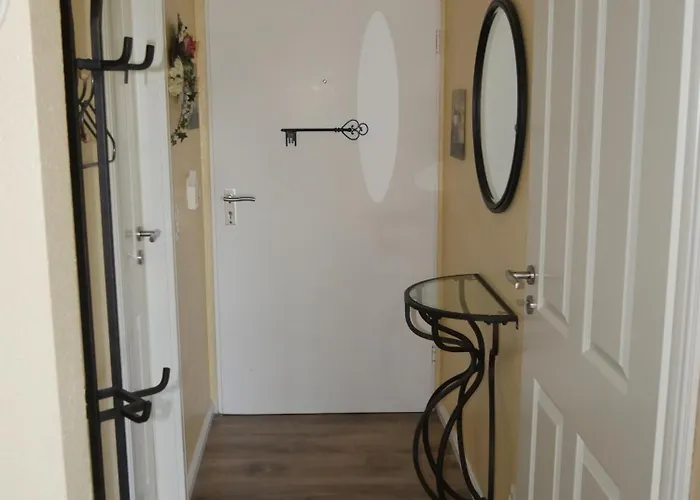 Haus Sonnenschein - Whg 9 - Preiswerte Komfortable Für Kleine Familie Apartment *